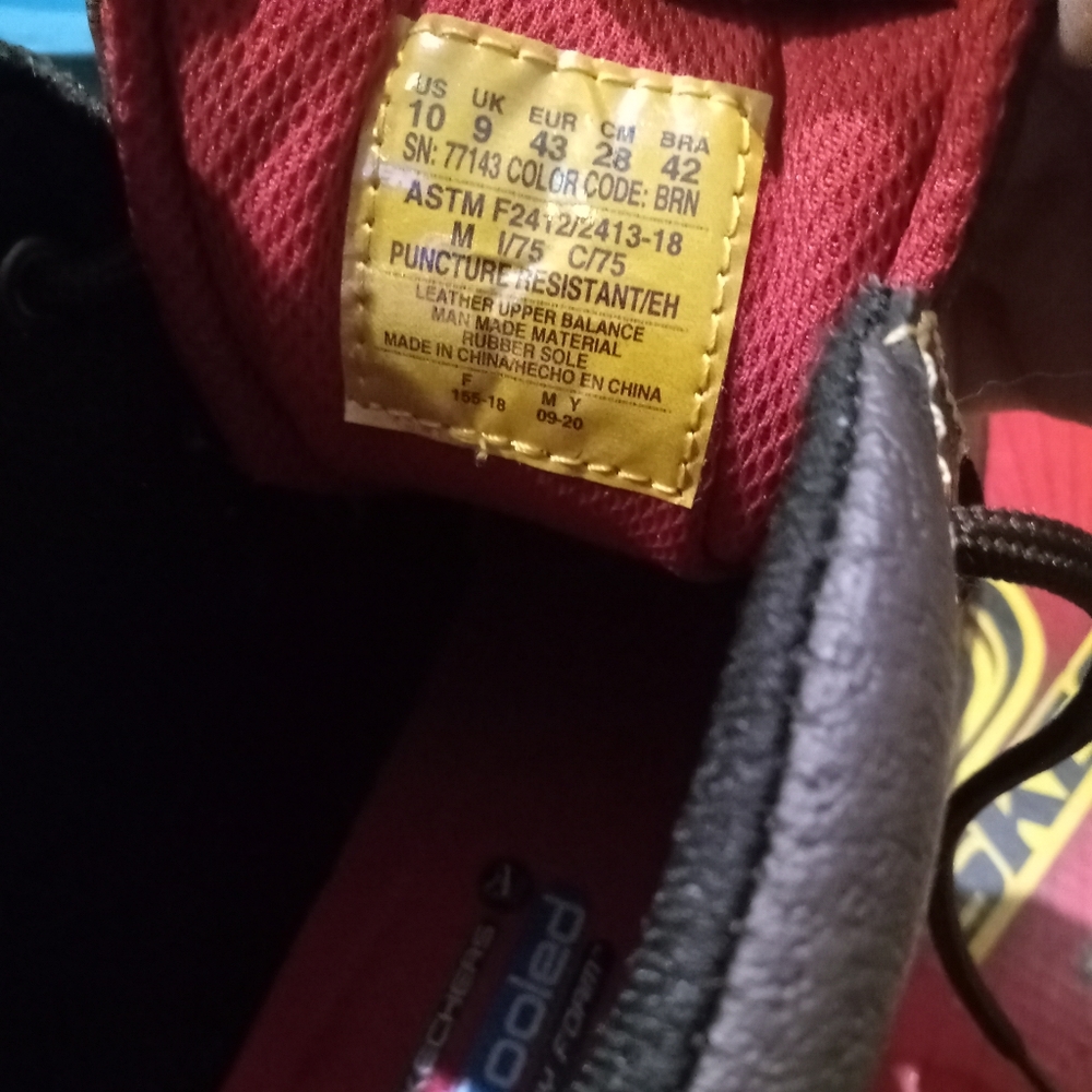 Steel toe work boots